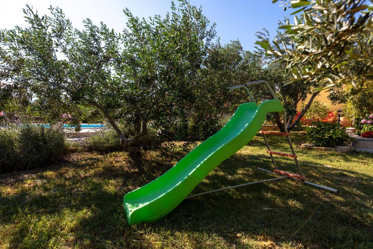 Villa Oliva Kastela Ngoại thất bức ảnh